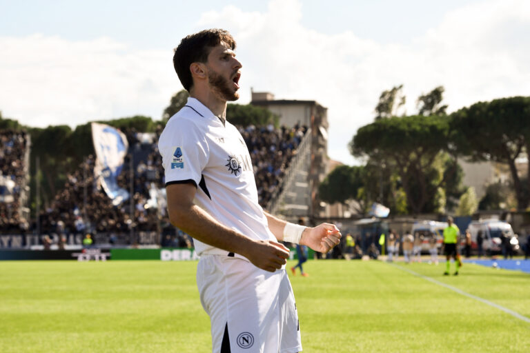 Napoli's Khvicha Kvaratskhelia celebrates after scoring the 0-1 goal for his team during the Serie A Enilive 2024/2025 match between Empoli and Napoli - Serie A Enilive at Carlo Catellani Stadium - Sport, Soccer - Empoli, Italy - Sunday October 20, 2024 (Photo by LaPresse) (Photo by LaPresse/Sipa USA)
2024.10.20 Empoli
pilka nozna liga wloska
Empoli - Napoli
Foto LaPresse/SIPA USA/PressFocus

!!! POLAND ONLY !!!