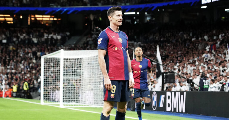 FC Barcelona's Robert Lewandowski celebrates goal during La Liga match. October 26, 2024. (Photo by Acero/Alter Photos/Sipa USA)
2024.10.26 Madryt
pilka nozna liga hiszpanska
Real Madryt - FC Barcelona
Foto Acero/Alter Photos/SIPA USA/PressFocus

!!! POLAND ONLY !!!