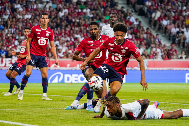 Tiago SANTOS of Lille during the Ligue 1 McDonald's match between Lille and Paris at Stade Pierre-Mauroy on September 1, 2024 in Lille, France. (Photo by Daniel Derajinski/Icon Sport)
LIGA FRANCUSKA PILKA NOZNA SEZON 2024/2025
FOT. ICON SPORT/newspix.pl / 400mm.pl
POLAND ONLY!
---
newspix.pl / 400mm.pl