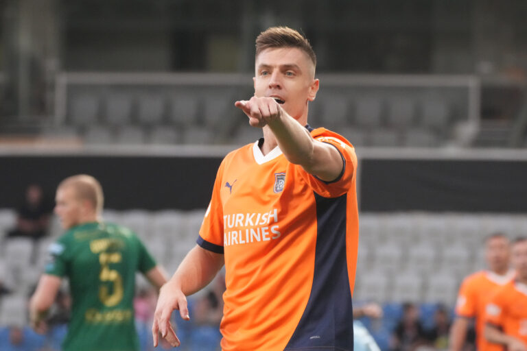 Krzysztof Piatek of Istanbul Basaksehir reacts  during the  UEFA Conference League Play-Offs Second Leg match between Istanbul Basaksehir and St Patrick's Athletic at Basaksehir Fatih Terim Stadyumu on August 28, 2024 in Istanbul, Turkey. (Photo by Seskimphoto ) 
KWALIFIKACJE LIGA KONFERENCJI EUROPY UEFA PILKA NOZNA SEZON 2024/2025
FOT. SESKIMPHOTO/newspix.pl / 400mm.pl

TURKEY, GERMANY, AUSTRIA AND UK OUT !!!
---
newspix.pl / 400mm.pl