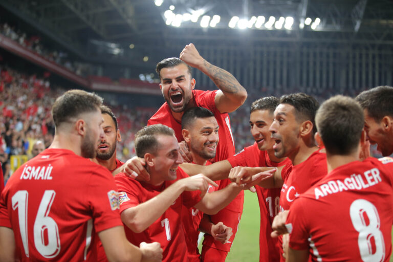Turkiye's player Kerem Akturkoglu (7) celebrates his goal with teammates during the Uefa Nations League match between Turkiye - Iceland at the Gursel Aksel Stadium, Izmir, Turkiye, on September 9, 2024. (TFF - Depo Photos/Sipa USA)
2024.09.09 Izmir
pilka nozna UEFA Liga Narodow
Turcja - Islandia
Foto Depo Photos/SIPA USA/PressFocus

!!! POLAND ONLY !!!