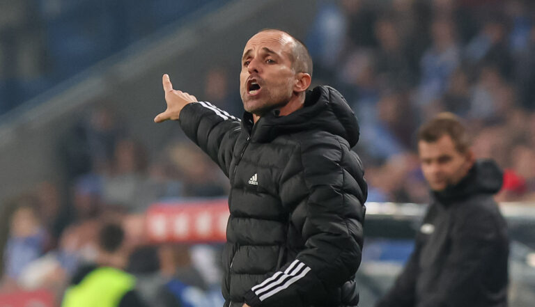 2024.10.26 Poznan
Pilka nozna Ekstraklasa sezon 2024/2025
Lech Poznan - Radomiak Radom
N/z Trener Radomiaka Bruno Baltazar
Foto Pawel Jaskolka / PressFocus

2024.10.26 Poznan
Football Polish Ekstraklasa season 2024/2025
Lech Poznan - Radomiak Radom
Credit: Pawel Jaskolka / PressFocus