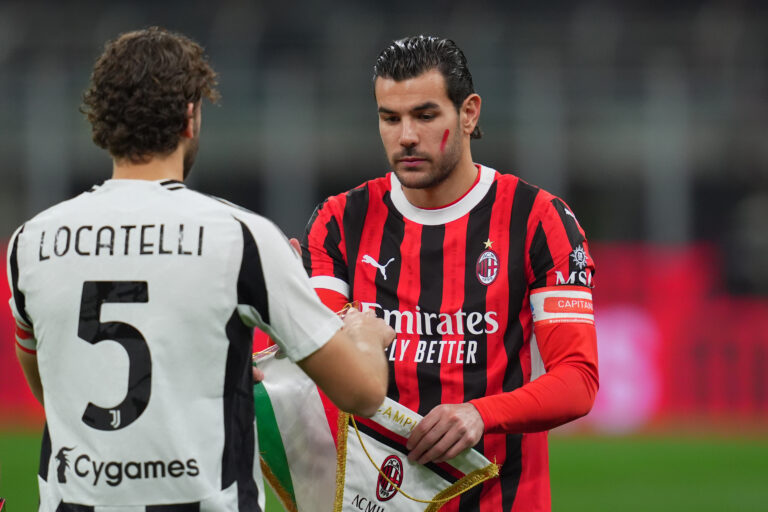 Juventus' Manuel Locatelli , AC MilanÕs Theo Hernandez  during  the Serie A soccer match between Milan and Juventus  at San Siro  Stadium in Milan  , North Italy - Saturday  , November 23  , 2024. Sport - Soccer . (Photo by Spada/Lapresse) (Photo by Spada/LaPresse/Sipa USA)
2024.11.23 Mediolan
pilka nozna liga wloska
AC Milan - Juventus Turyn
Foto Spada/LaPresse/SIPA USA/PressFocus

!!! POLAND ONLY !!!