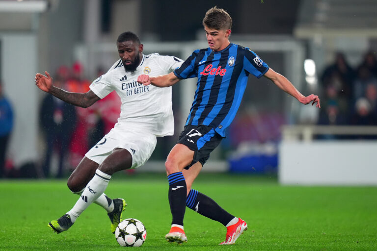 Real MadridÕs Antonio Rudiger fight for the ball with Atalanta's Charles De Ketelaere during the Uefa Champions League soccer match between Atalanta and Real Madrid  a at the Gewiss Stadium in Bergamo, north Italy - Tuesday , December  10  , 2024. Sport - Soccer . (Photo by Spada/LaPresse) (Photo by Spada/LaPresse/Sipa USA)
2024.12.09 Bergamo
pilka nozna liga mistrzow
Atalanta - Real Madryt
Foto LaPresse/SIPA USA/PressFocus

!!! POLAND ONLY !!!