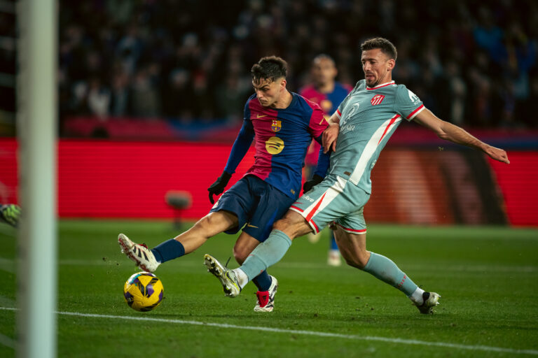 (241222) -- BARCELONA, Dec. 22, 2024 (Xinhua) -- Pedri (L) of FC Barcelona vies with Clement Lenglet of Atletico Madrid during the La Liga football match between FC Barcelona and Atletico Madrid in Barcelona, Spain, on Dec. 21, 2024. (Xinhua/Joan Gosa)

21.12.2024 BARCELONA
pilka nozna liga hiszpanska
FC Barcelona - Atletico Madryt
FOTO Joan Gosa / Xinhua / PressFocus

POLAND ONLY!!