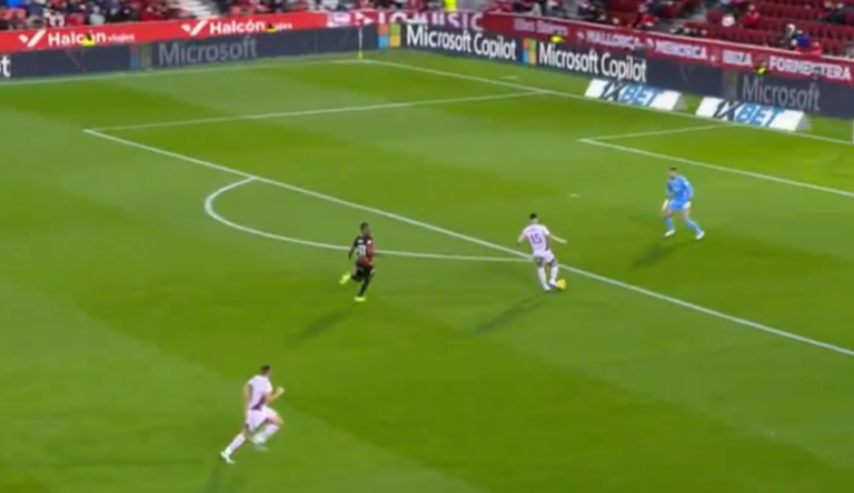 Potężny błąd graczy Girony! Kiks sezonu w La Liga? [WIDEO]