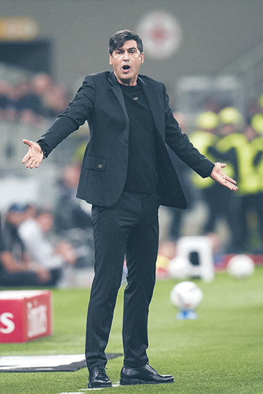 Milan's head coach Paulo Fonseca reacts during the Serie A Enilive 2024/2025 match between Milan and Napoli at the San Siro Stadium in Milan, North Italy - Sport, Soccer Tuesday October 29, 2024 (Photo by Massimo Paolone/LaPresse) (Photo by Massimo Paolone/LaPresse/Sipa USA)
2024.10.29 Mediolan
pilka nozna liga wloska
AC Milan - SSC Napoli
Foto Massimo Paolone/LaPresse/SIPA USA/PressFocus

!!! POLAND ONLY !!!