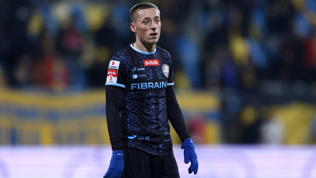 2024.12.02 Gdynia Pilka Nozna Betclic 1 liga sezon 2024/2025 Mecz Arka Gdynia - Stal Rzeszow N/z Krystian Wachowiak Foto Piotr Matusewicz / PressFocus

2024.12.02 Gdynia
Football Polish first division season 2024/2025
Arka Gdynia - Stal Rzeszow
Krystian Wachowiak
Credit: Piotr Matusewicz / PressFocus