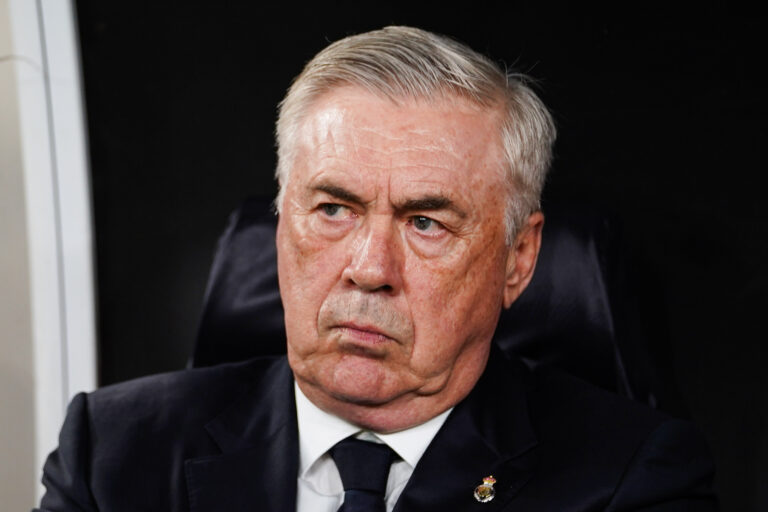 Real Madrid's Italian coach Carlo Ancelotti seen in action during the Spanish Super Cup final match El Clasico between FC Barcelona and Real Madrid at King Abdullah Sports City. Final Score : Real Madrid 2 : 5 FC Barcelona (Photo by Ismael Adnan / SOPA Images/Sipa USA)
2025.01.12 Jeddah
pilka nozna superpuchar Hiszpanii
FC Barcelona - Real Madryt
Foto Ismael Adnan / SOPA Images/SIPA USA/PressFocus

!!! POLAND ONLY !!!
