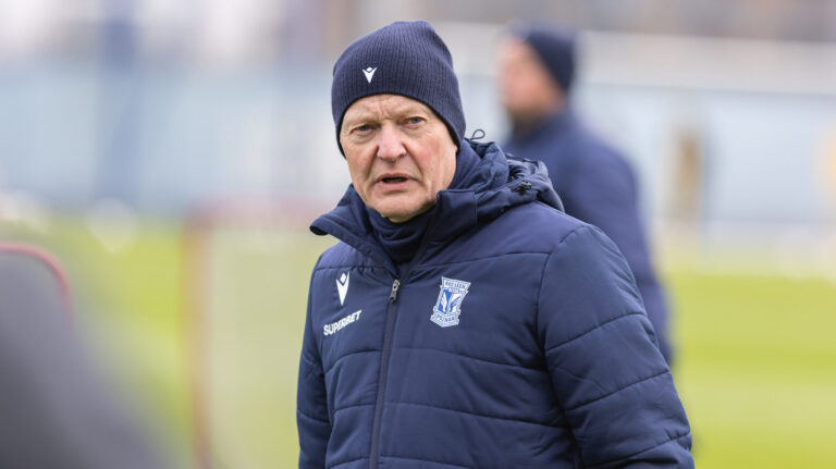 2025.01.23 Poznan
Pilka nozna Ekstraklasa sezon 2024/2025
Lech Poznan trening przed rozpoczeciem rundy rewanZowej ekstraklasy
N/z Trener Lecha Niels Frederiksen
Foto Pawel Jaskolka / PressFocus

2025.01.23 Poznan
Football Polish Ekstraklasa season 2024/2025
Lech Poznan pre season training 
Credit: Pawel Jaskolka / PressFocus